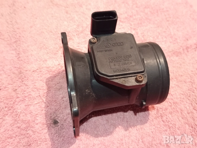 Дебитомер HITACHI за AUDI VW Seat Skoda - 1.6 бензин 8V