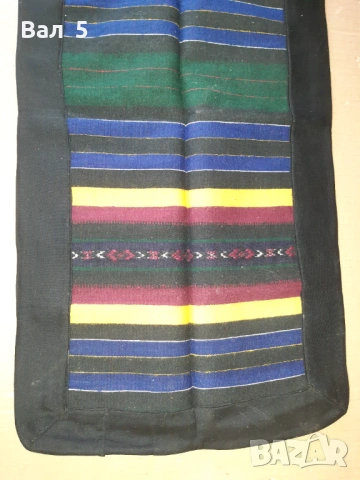 Автентична тъкана вълнена престилка , носия, снимка 3 - Антикварни и старинни предмети - 53888371