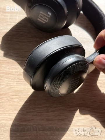 JBL E55BT слушалки, снимка 9 - Bluetooth слушалки - 56346163