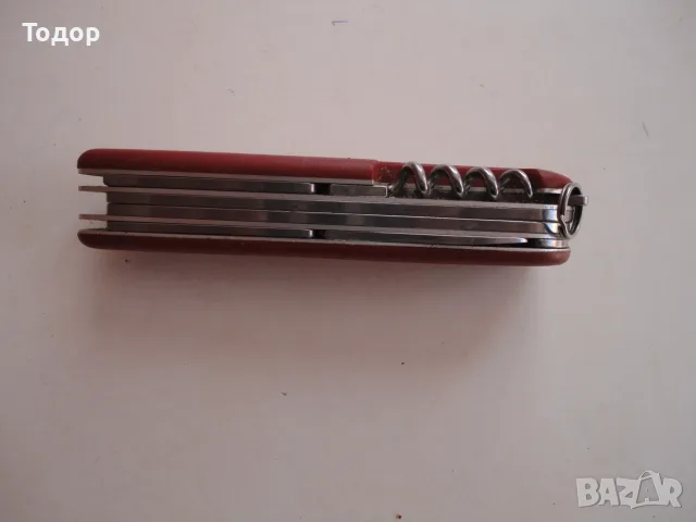 Голям армейски швейцарски нож Victorinox , снимка 10 - Ножове - 56231135