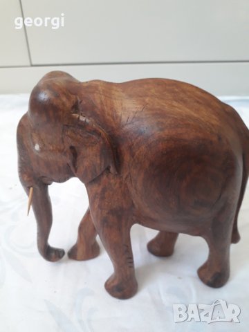 Дървена статуя слон масив