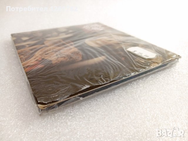 [НОВ] Queen Jenny - Small Town Misfits, снимка 7 - CD дискове - 42327495