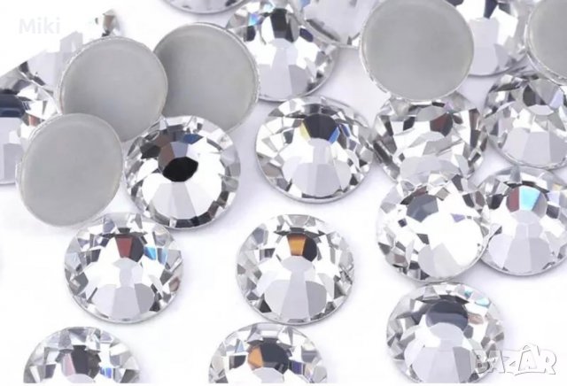 Високо качество камъни /кристали/ за декорация, топло лепене