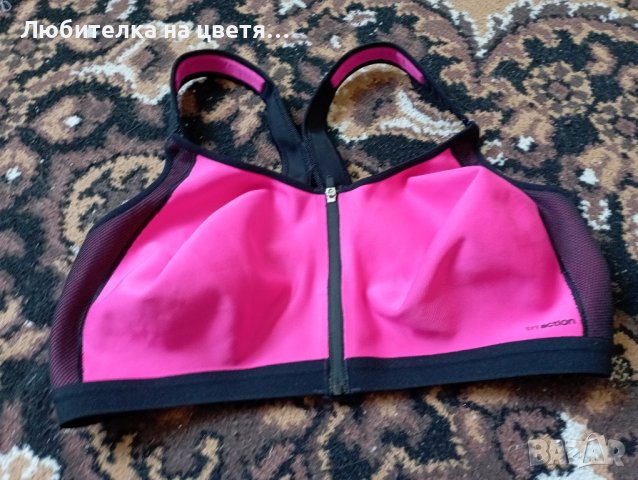 оригинални спортни клинове  С,М,Л , две бюстиета и два потника С размер, снимка 2 - Клинове - 40848479