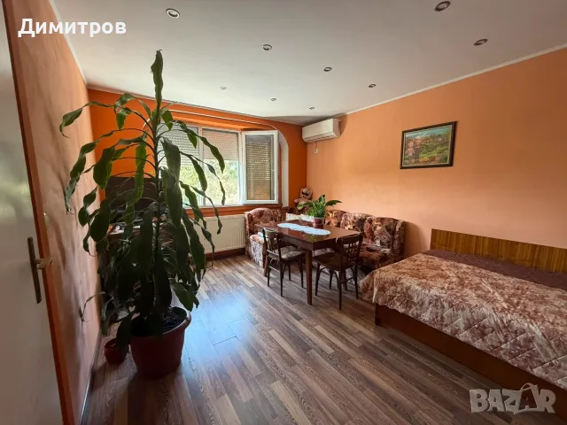 Продавам 2-стаен саниран, уютен, тих и слънчев апартамент., снимка 3 - Апартаменти - 55775717