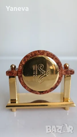 Vintage, миниатюрен , колекционерски, настолен , кварцов часовник, изработен от месинг и мрамор , снимка 2 - Будилници и настолни часовници - 56012203
