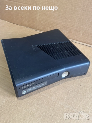 ОТЛИЧНО РАБОТЕЩА КОНЗОЛА Xbox 360s , Model 1439