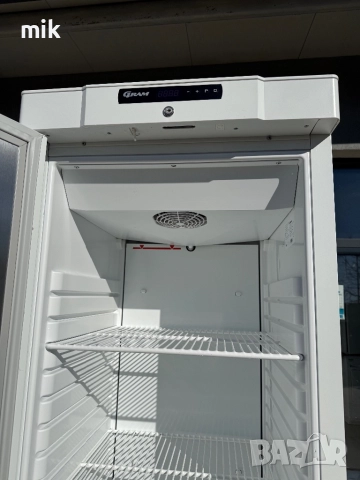 Професионален хладилник Gram - Налични бройки, снимка 4 - Хладилници - 52522630