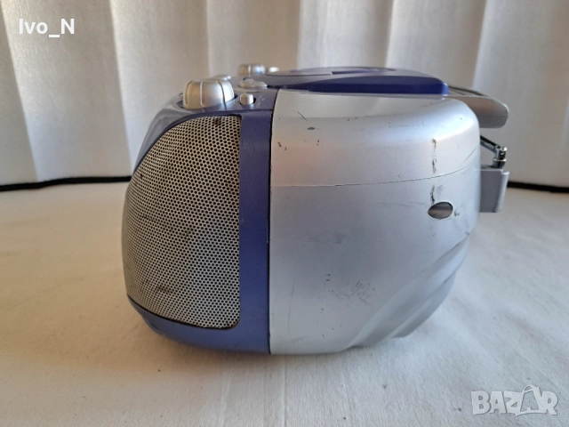 Радио със CD плейър Universum CTR-1022., снимка 4 - Радиокасетофони, транзистори - 52248327
