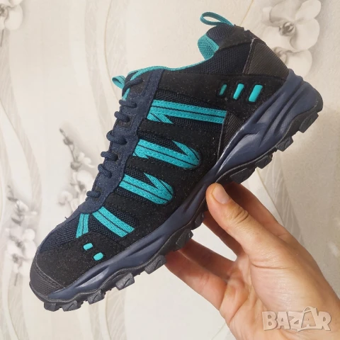 туристически обувки / маратонки  THE NORTH FACE Sakura GORE-TEX номер 40, снимка 8 - Маратонки - 50704396