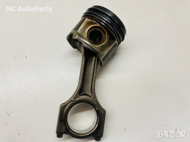 Бутало с биела за BMW БМВ F10 F11 2.0 дизел 190 коня B47 Евро-6 2016, снимка 3 - Части - 42614139