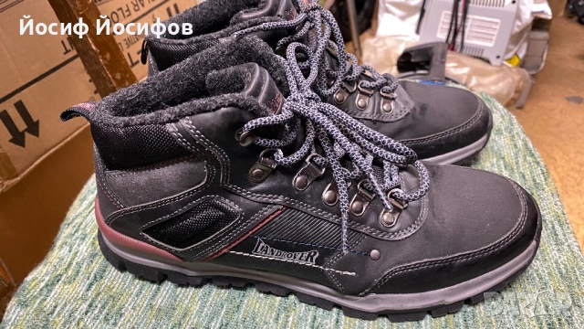 Обувки “Lanb Rover”