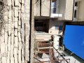 Къща в централната част на ВЕЛИКО Търново с гараж. , снимка 3