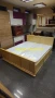 Спалня с 4 чекмеджета,с 2 високи табли  -МАСИВ . Налична!, снимка 4