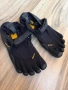 Оригинални обувки с пръсти Vibram FiveFingers - фитнес, бягане и тренировки ! 38 н, снимка 1