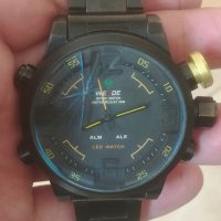 Мъжки часовник WEIDE. Масивен модел. Аналог - дигитал. Ana-digi. Sport watch. Japan move. , снимка 3 - Мъжки - 40598969