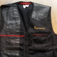 BROWNING Masters Shooting Vest Right Handed Black размер S / M за лов риболов елек - 548, снимка 4 - Екипировка - 42842890