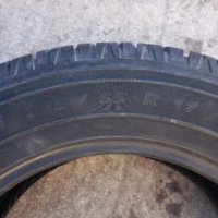 Продавам гуми 225/65/R17 Michelin, снимка 1 - Гуми и джанти - 42849183