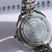 СССР часовник ''Восток'' командирски , снимка 5 - Антикварни и старинни предмети - 40790735