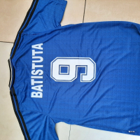 Тениска Батистута - Аржентина, ретро легенди , снимка 7 - Футбол - 44571693