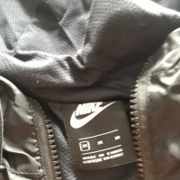 Ветровка(Nike) оригинална, снимка 3 - Спортни дрехи, екипи - 44271841