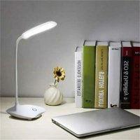 LED лампа за бюро, снимка 1 - Настолни лампи - 30215581