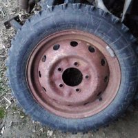 Лада Нива,Руска гума с джанта комплект,1брой , снимка 2 - Гуми и джанти - 39395720