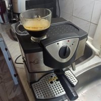 Кафемашина Цитроник с ръкохватка с крема диск, работи отлично и прави хубаво кафе с каймак , снимка 2 - Кафемашини - 42778534