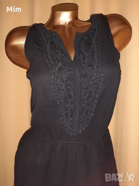 ONLY 34 Черна рокля с релефна бродерия отпред, снимка 1