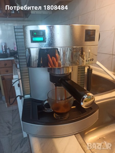 Кафе машина Саеко с ръкохватка с крема диск, работи много добре , снимка 1