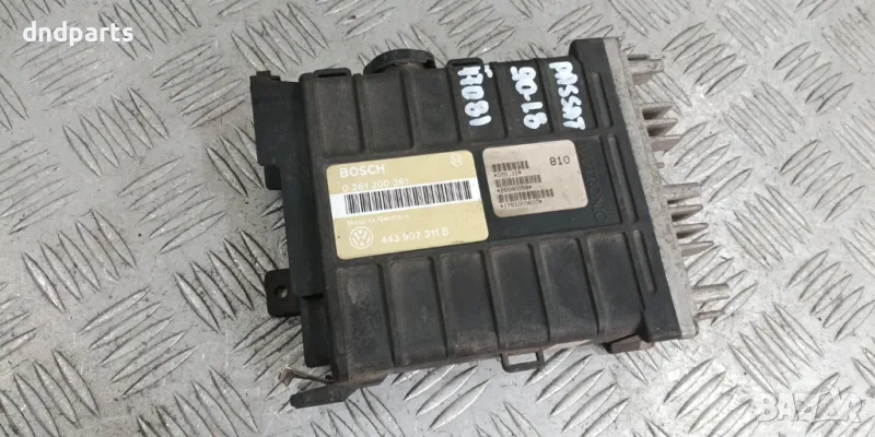 Компютър VW Passat 1.8i 1990г. 0261200261, снимка 1