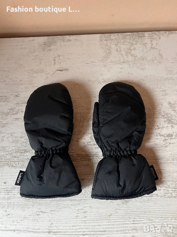 Дамски черни зимни ръкавици с цяла лапа и ластик на китката 🖤, снимка 1