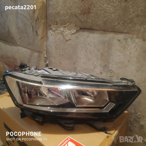 Продавам - оригинален десен рефлекторен фар за Vw T-Roc, снимка 1