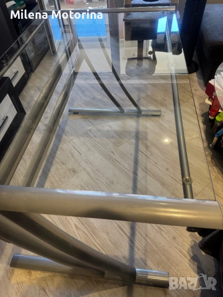 Стъклено бюро 120 * 76 см, снимка 1