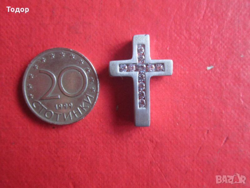 Страхотен сребърен кръст медальон  с камъни 925, снимка 1