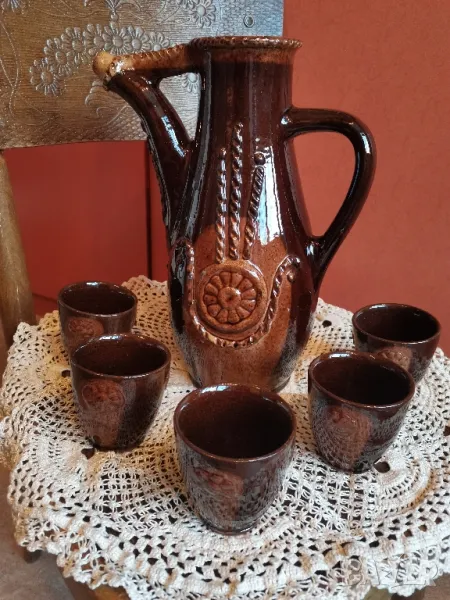 Комплект керамични кана и чаши, снимка 1