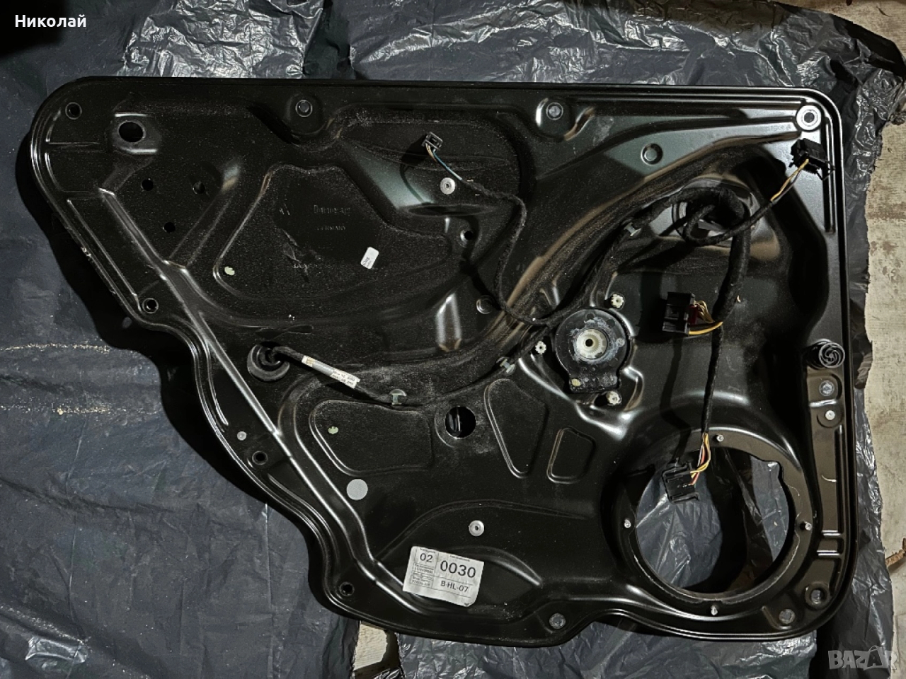 VW Passat B7 комби Стъклоповдигащ механизъм врата задна лява  2010-2014, снимка 1