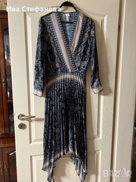 Нова миди midi ежедневна елегантна рокля солей плисе плисирана hm H&M , снимка 1