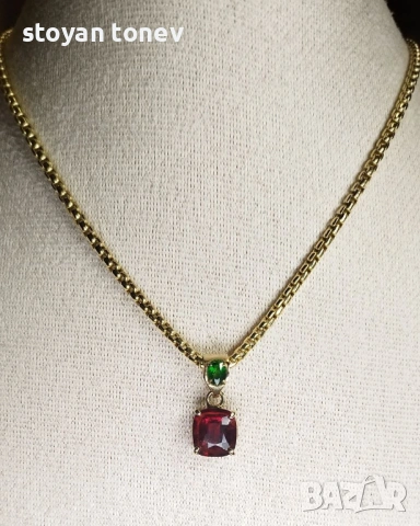 "Тайнствен Пламък“ – авторски медальон с редки натурални гранати! Нов!, снимка 6 - Колиета, медальони, синджири - 54083968