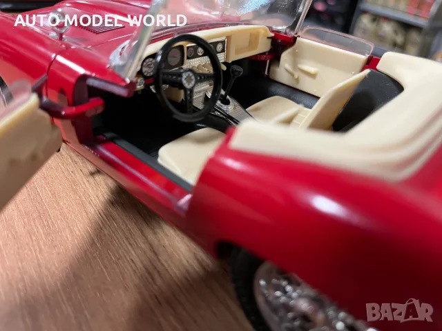 BBURAGO метална колекционерска количка JAGUAR E-TYPE CABRIO 1961г.1:18, снимка 6 - Колекции - 48451098