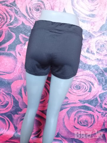 Черни къси еластични панталони ХЛ, снимка 2 - Къси панталони и бермуди - 37556662