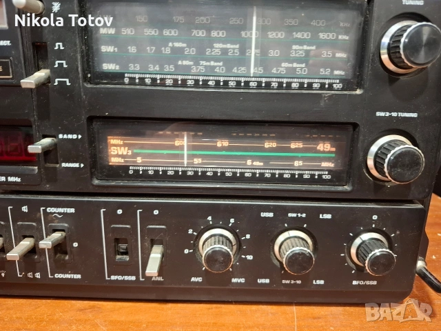 Продава се Grundig Satelit 3400, снимка 3 - Радиокасетофони, транзистори - 53991185