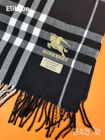 шал Burberry , снимка 4 - Шалове - 52718018