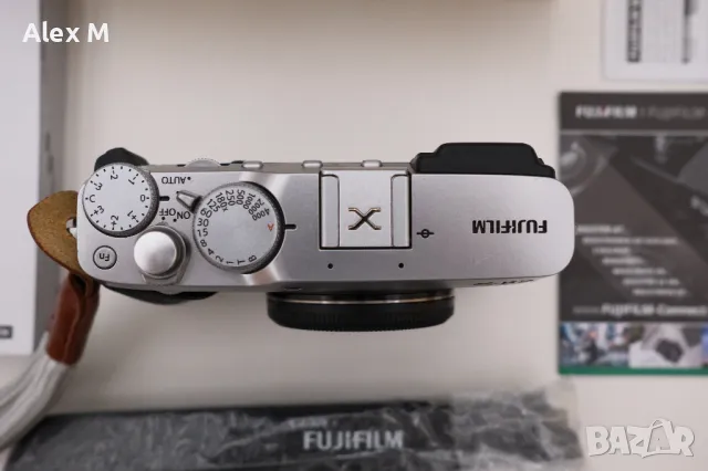 Безогледален фотоапарат FUJIFILM X-E3, снимка 6 - Фотоапарати - 47250200