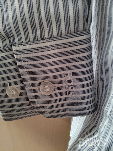 Две мъжки, маркови ризи на BOSS и celio р-р XL, снимка 3 - Ризи - 54349752