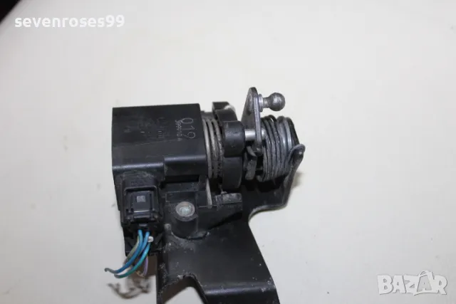 Потенциометър газ Мерцедес A0125423317 E320 270 220 Mercedes 2000, снимка 3 - Части - 47985535