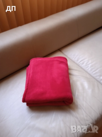 Пухкаво Поларено Одеяло, снимка 2 - Олекотени завивки и одеяла - 51623426