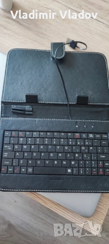 Калъф за таблет с клавиатура 