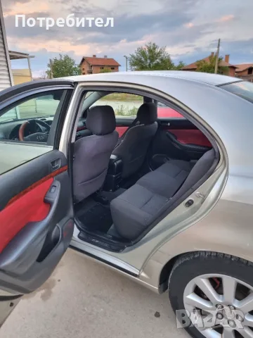 Toyota Avensis 2.0, снимка 9 - Автомобили и джипове - 55749172