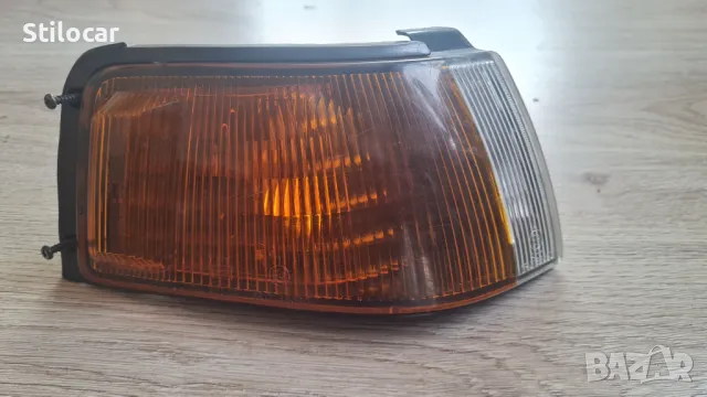 Мигач Mazda 323 90-95 десен Kotto